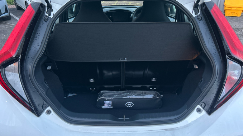 Toyota Aygo X 1.0 VVT-i Pure 5dr Petrol Hatchback